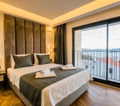 Двухместный номер Deluxe с частичным видом на море двуспальная кровать в Kas Pier Hotel