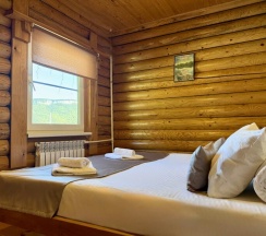 Дом 5-ти комнатный на 10 мест корпус А-Тхач в Горное озеро