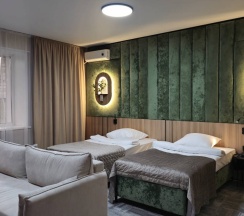 Джуниор сюит (Junior Suite) с двумя кроватями в Бира