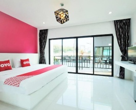 Номер Standard с красивым видом из окна в Tina Boutique Resort