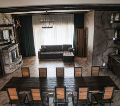 дом Охотник в Панорама