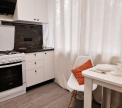 2-комнатные апартаменты улучшенные в Best Guest House (Бэст Гест Хаус) на проспекте имени Ленина 6