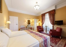 Семейный номер Standard в Danubius Hotel Astoria City Center