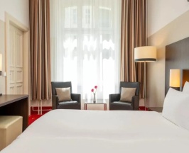 Двухместный номер Comfort 2 отдельные кровати в Leonardo Hotel Berlin KU'DAMM