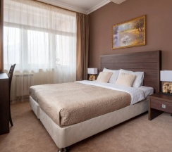 Апартаменты Superior с балконом и с красивым видом из окна в Red Apartments