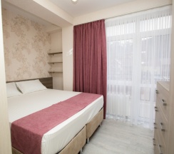 Улучшенные апартаменты с балконом в Alba inn apartments