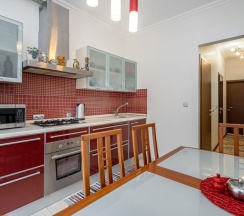 Апартаменты с балконом и с красивым видом из окна в Апартаменты V&M в историческом центре