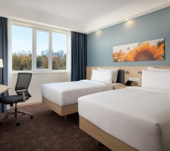 Номер стандарт с 2 односпальными кроватями в Hampton by hilton Krasnodar