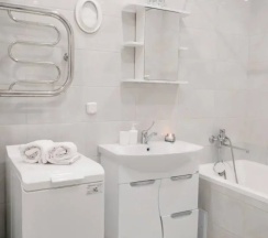 Четырёхместные апартаменты c 1 комнатой с балконом в Апартаменты Light apartment lxt.by