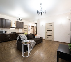 проспект Ленина 51 (3к) 2+2+1+1 в Пять Звёзд