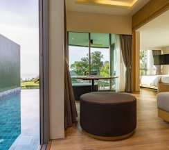 Вилла Pool Семейная в Crest Resort & Pool Villas