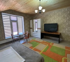 Трехместный номер комфорт в Isai