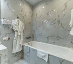 DeLux 2 комнатный в Турист