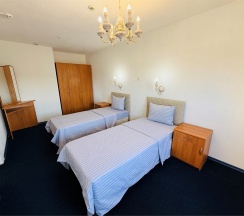 Полулюкс в Чайка