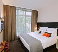 One Bedroom Deluxe Suite (Люкс с одной спальней) в Mamaison All-Suites SPA Hotel Pokrovka Moscow