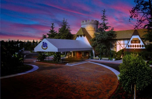 Соединенные Штаты Америки, Анахайм: Отель Anaheim Majestic Garden Hotel