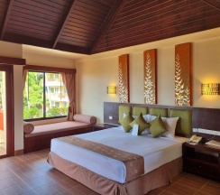 Номер Deluxe с балконом и с видом на море в Karona Resort & Spa