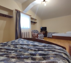 Большой 3-4х местный номер 4 этаж. в Ника