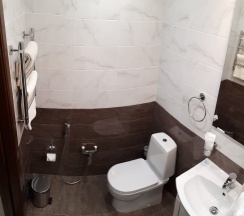 Делюкс в День и ночь