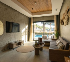 Четырёхместный люкс Executive Pool в SUNRISE Tucana Resort