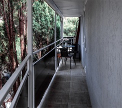 Четырехместный Стандартный номер с двухъярусной кроватью в гостевом доме SV на 3 этаже в Милка