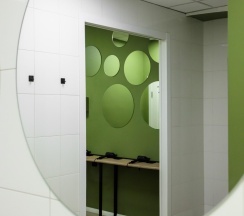 Кровать в 4-местном общем мужском номере в Pillow Hostel