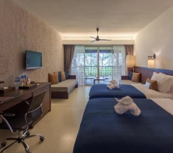 Номер Premier с видом на море в Southsea Khaolak Beach Resort