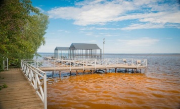 Беседка на воде застеклённая №1 в Костоваты