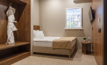 Одноместный номер «ЭКОНОМ» без окна в Riverside Hotel