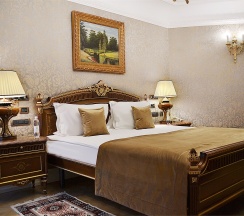 Люкс "А.С. Грибоедов" с видом на Невский проспект в Taleon Imperial Hotel
