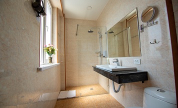 Одноместный номер Comfort с видом на город в Rayan Hotel Osh