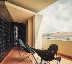 Семейный люкс с балконом в Ceuta Terrace Suites