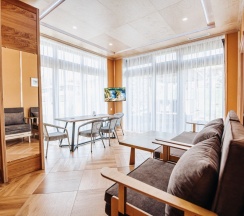 DELUXE SUITE выход на фурако в Sunrise Village