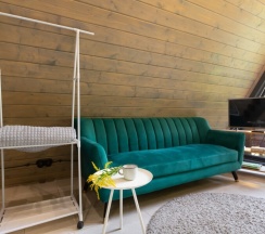 A-Frame № 5 (оснащение дома, стоимость купели и бани см. Подробнее) в Les holidays