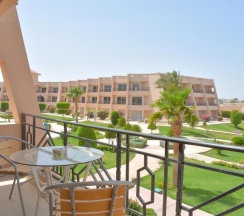 Семейный номер Standard с видом на сад в Jasmine Palace Resort & Spa
