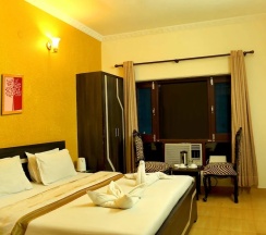 Двухместный номер Standard с красивым видом из окна двуспальная кровать в Green View by Green Tree Hotels