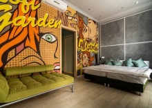 Номер Делюкс с кроватью размера "king-size" Grafiti в Loft Garden