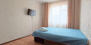 Красноярск: Апартаменты 2-к. кв. на Ястынской 15