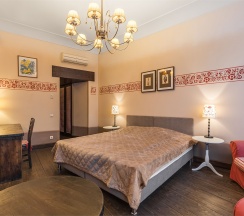 Люкс 2-х этажный с джакузи в Автор