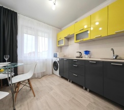 4-местные 1-комнатные апартаменты люкс с 1 двуспальной кроватью в Sutki Life (Сутки Лайф) на Дзержинского