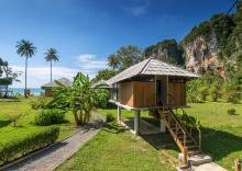 Вилла с балконом в Tinidee Hideaway Tonsai Beach Krabi