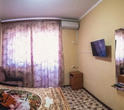 Двухместный номер Standard с балконом и с видом на море двуспальная кровать в Катеринаплюс