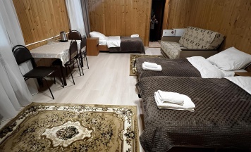 Четырёхместный  номер с терассой в Лесная Сказка