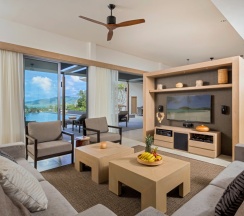 Private Pool Villa с 6 комнатами с видом на море в Вилла Casabay Luxury Pool