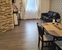 Коттедж с красивым видом из окна в У Ясеня