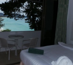 Номер Deluxe рядом с пляжем в On The Hill Karon Resort