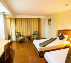 Двухместный номер Superior 2 отдельные кровати в NH Elegant Hotel