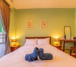 Двухместный номер Standard двуспальная кровать в Enrico Hostel Patong