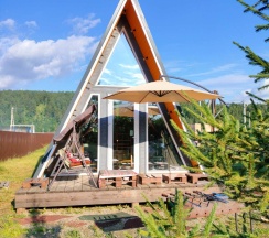 Коттедж А-Frame в Побег из квартиры