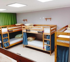 10-местный номер (верхние места) в Гости
